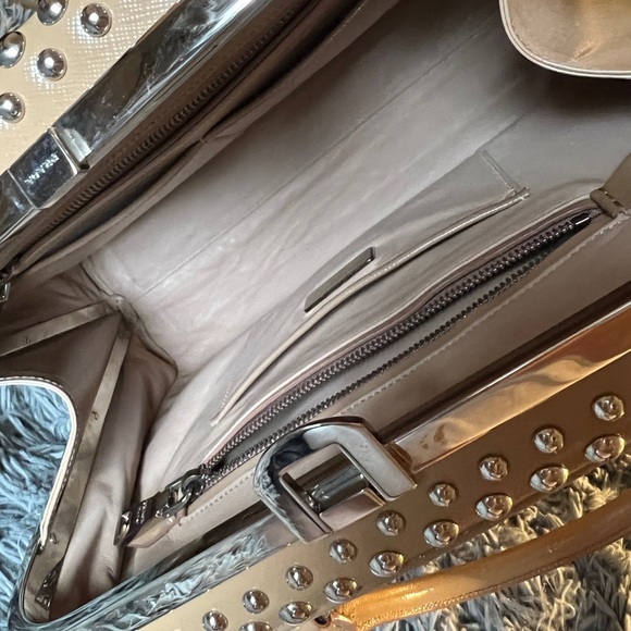 Prada Lux Saffiano bag 🚩PRICE FIRM - Picture 9 of 14